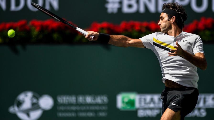 Roger Federer dice que le encantaría jugar contra Rafael Nadal en tierra Roger Federer dice que le encantaría jugar contra Rafael Nadal en tierra