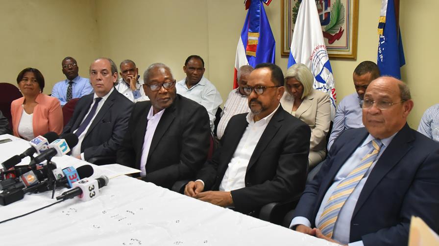 La ADP se adelanta en la víspera de audiencia en el TSA contra recurso 