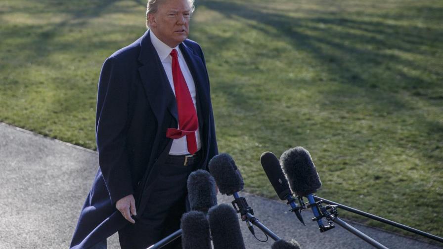 Trump dice que hay “dos o tres” prototipos del muro que “realmente funcionan”