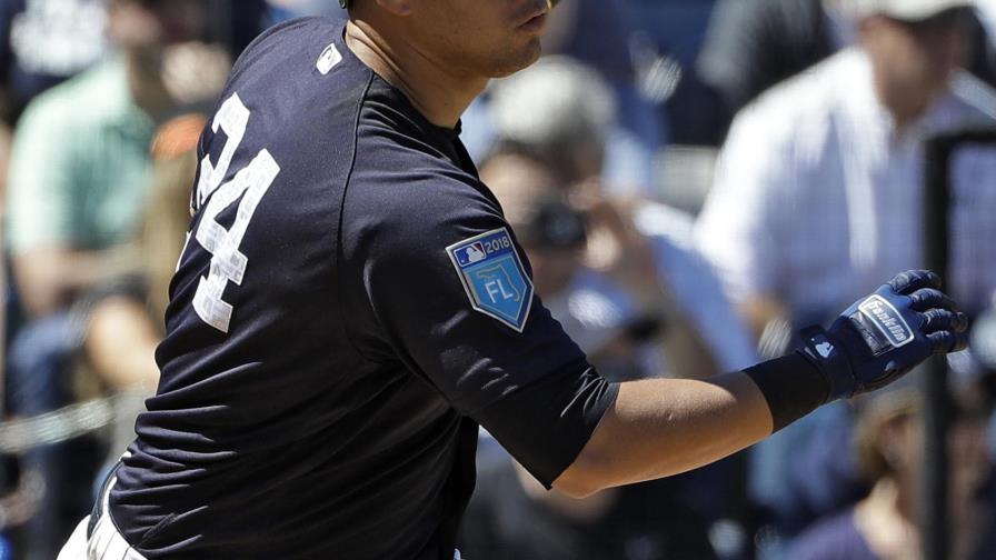 Gary Sánchez, de 4-2, HR 3, 5 CE, .371; Danny Santana, 4-2, HR 2