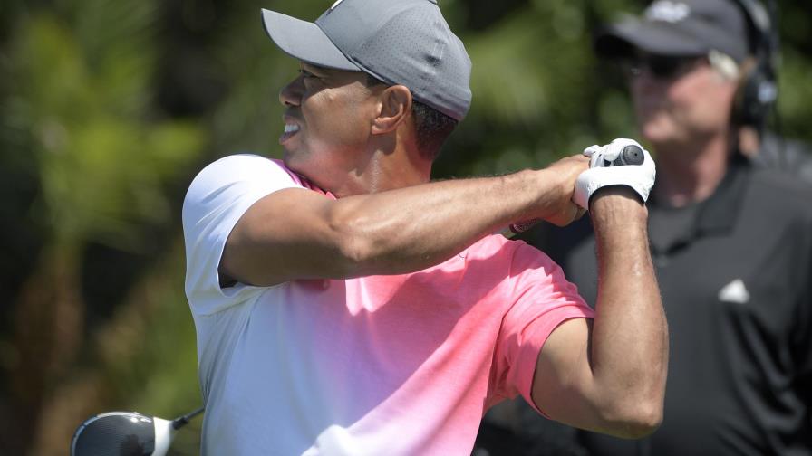 Tiger Woods se rezaga a 7 golpes en Bay Hill Tiger Woods se rezaga a 7 golpes en Bay Hill