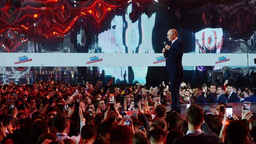 Putin llama a los rusos a votar en elecciones presidenciales de este domingo