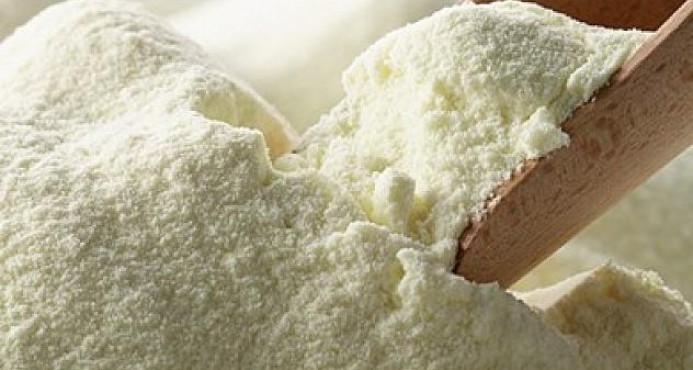 Importación de leche en polvo está afectando a los comerciantes. 