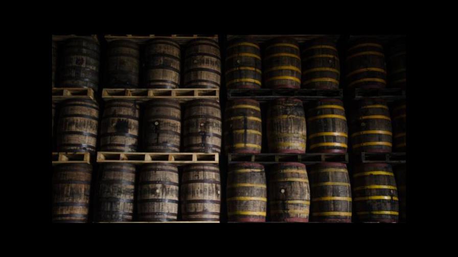 Convocarán a un consejo regulador para denominación del ron dominicano 