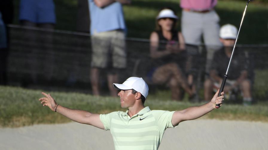 Tiger Woods se gana la admiración en Bay Hill, pero McIlroy cerró mucho mejor