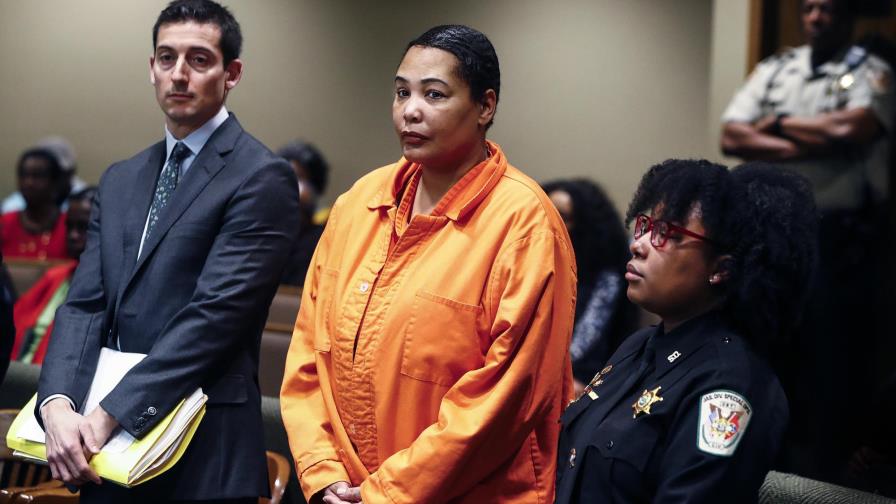 Acusada de asesinato de ex jugador no enfrenta pena capital Acusada de asesinato de ex jugador no enfrenta pena capital