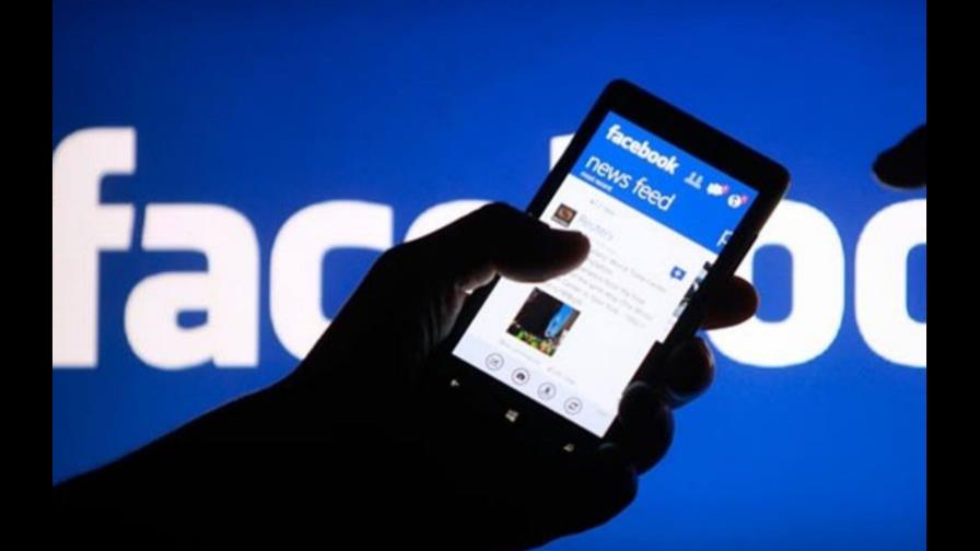 Investigarán a Facebook por escape de datos de usuarios Investigarán a Facebook por escape de datos de usuarios