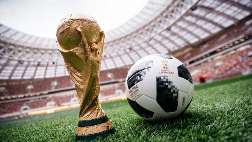 Marca Hublot presenta un reloj conectado para los árbitros del Mundial