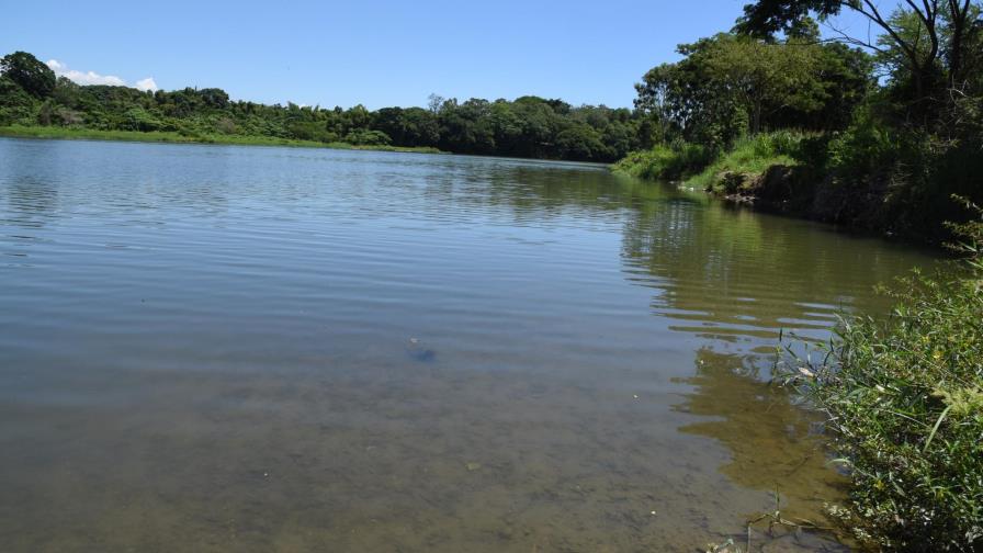 CODOPESCA prohíbe pesca en el río Haina