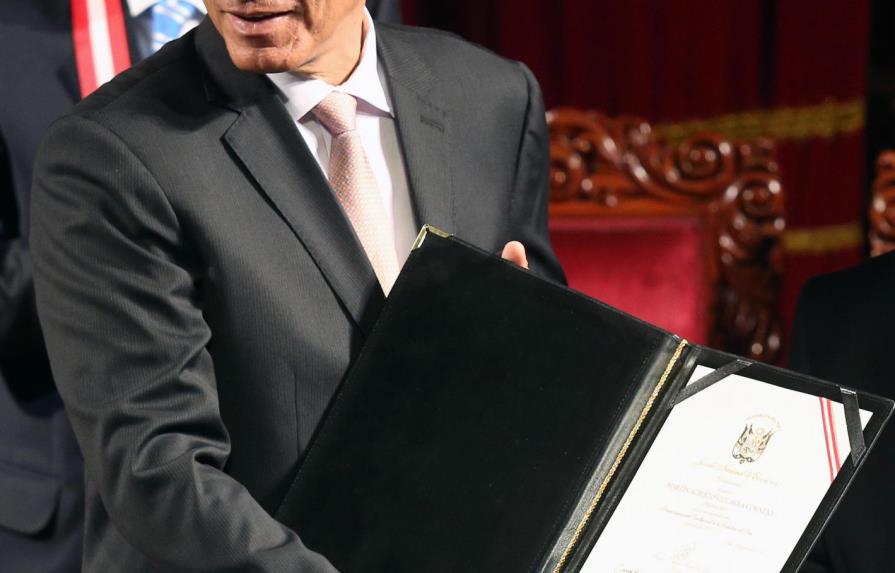 El vicepresidente Martín Vizcarra es el llamado a asumir Presidencia de Perú