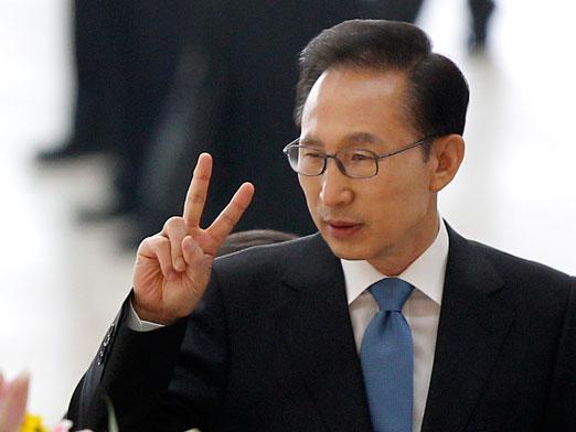 Ordenan el arresto del expresidente surcoreano Lee Myung-bak por corrupción