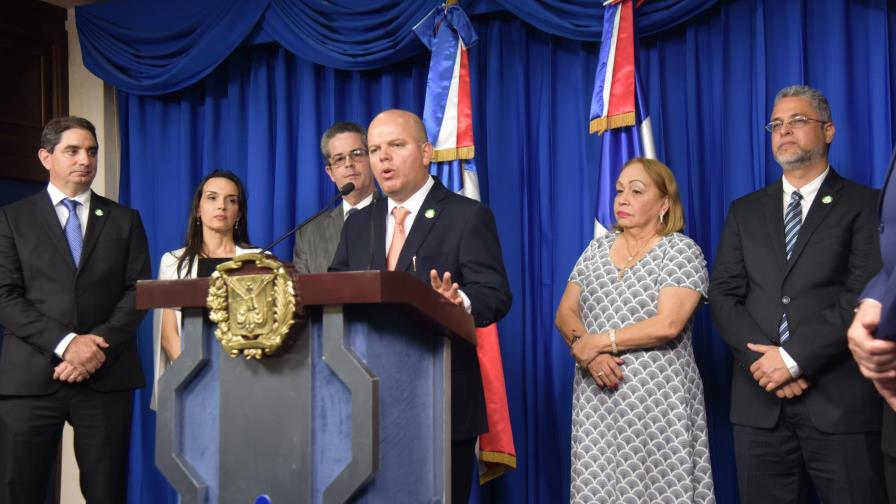 Presentan al presidente Medina el Clúster de Dispositivos Médicos Presentan al presidente Medina el Clúster de Dispositivos Médicos