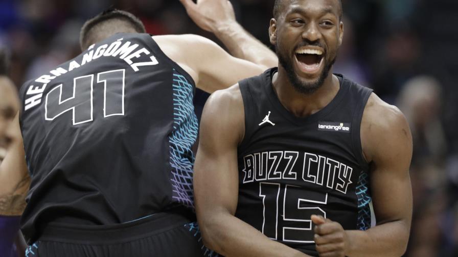 Walker anota 46 en amplia victoria de Hornets ante Grizzlies