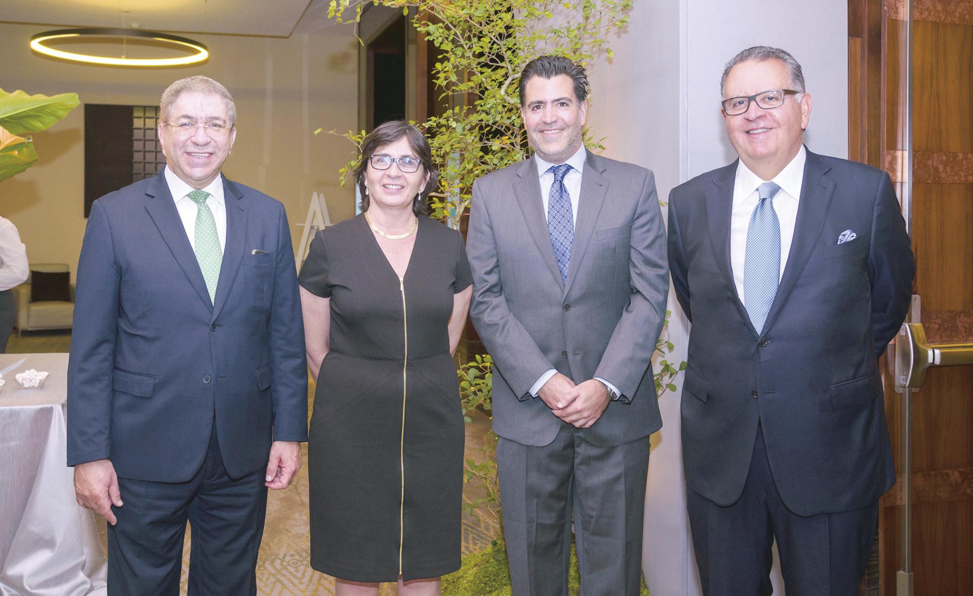 Adriano M. Tejada, Inés Aizpún, Manuel A. Pellerano y Arturo Pellerano.