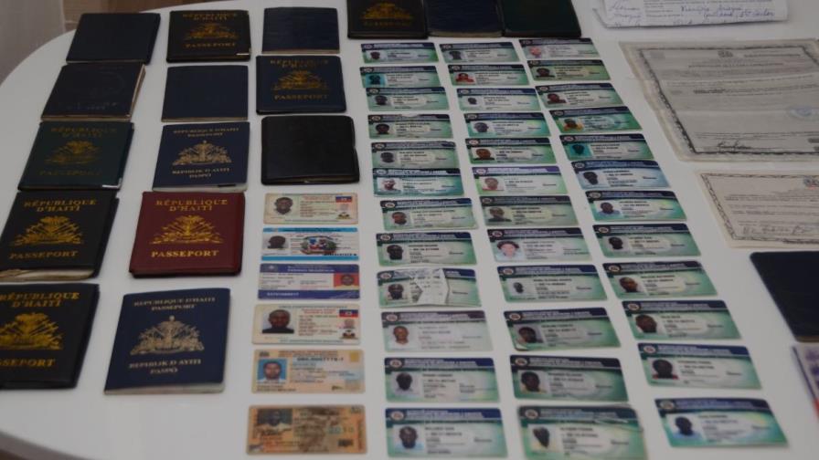 Dirección de Migración decomisa más de 300 carnés alterados del PNRE 
