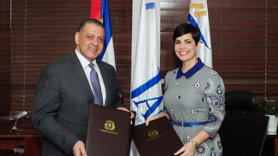 Junta de Aviación Civil y Pro Competencia firman acuerdo interinstitucional