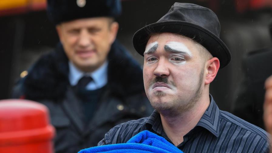 Aumentan a 64 los muertos en incendio en centro comercial de Rusia