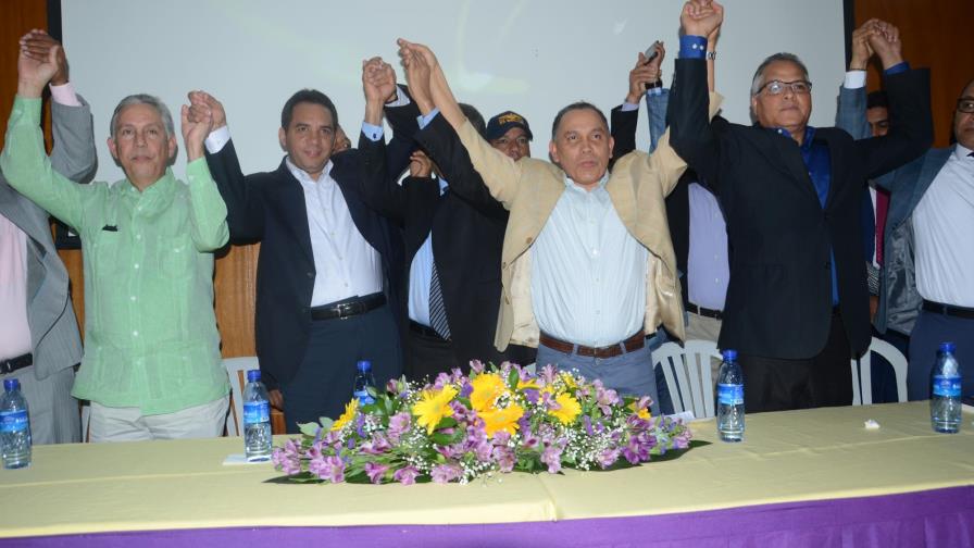 Abogados apoyan aspiraciones del expresidente Leonel Fernández