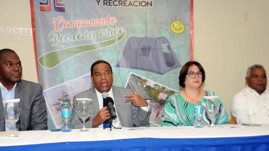 Danilo Díaz anuncia Campamentos Semana Santa en las 32 provincias Danilo Díaz anuncia Campamentos Semana Santa en las 32 provincias