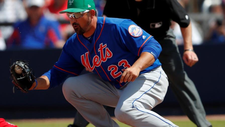VIDEO: Adrián González enseña a José Reyes y a Juan Lagares a bailar quebradita