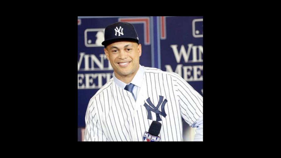 Giancarlo Stanton, tras Frank Robinson