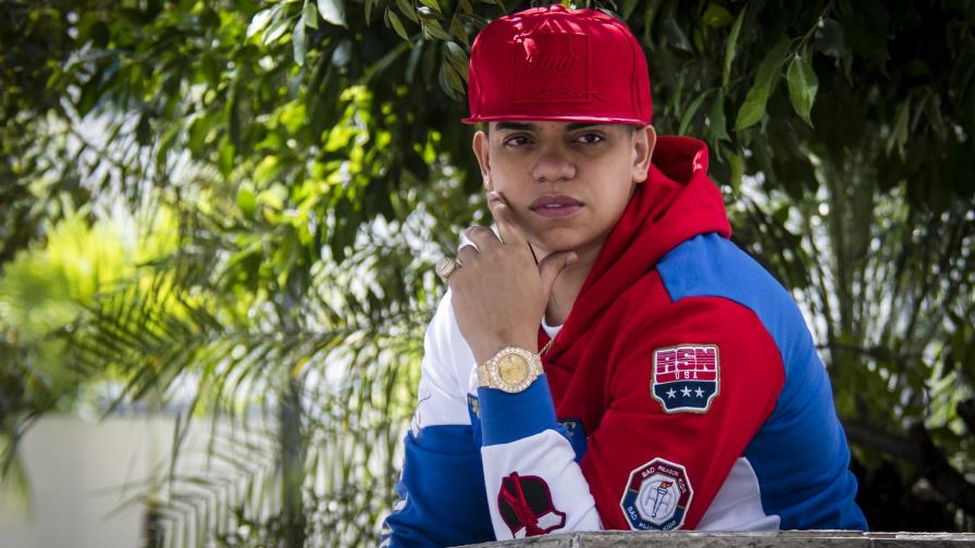 “Las casas disqueras siguen dominando el mercado a pesar del auge de las redes”