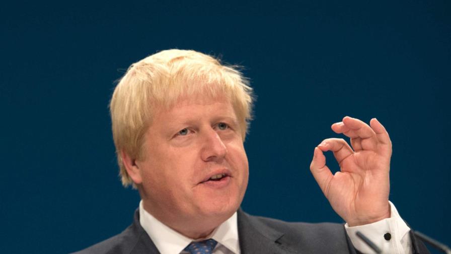 Boris Johnson pide a Rusia garantizar estancia “segura” para aficionados británicos en el Mundial 