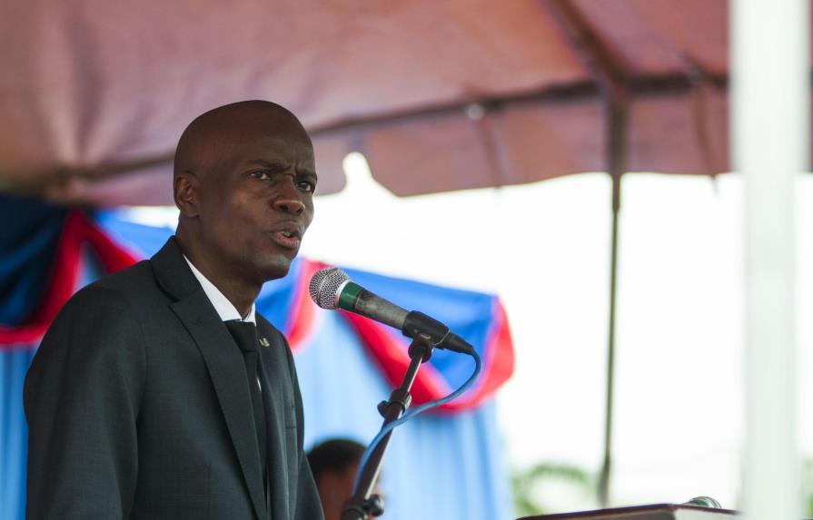 Presidente de Haití juramenta a alto mando de nuevas Fuerzas Armadas