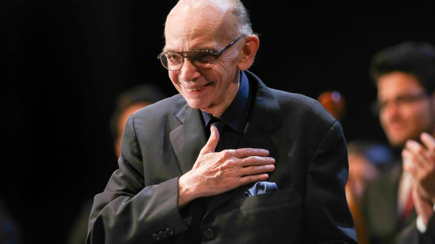 La Academia Latina de la Grabación rinde tributo al maestro José Abreu 