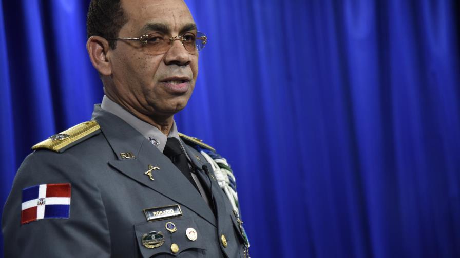 Retiran a Nelson Rosario y otros seis generales de la Policía Nacional