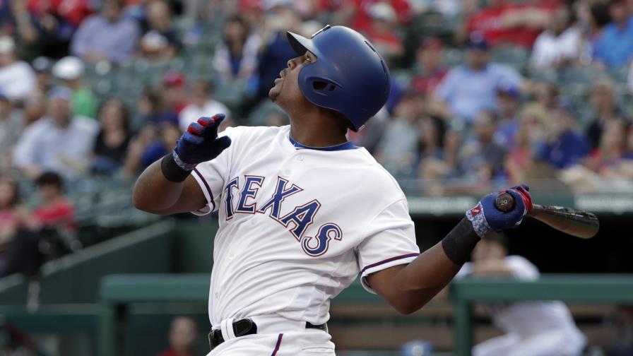 Beltré pegó dos hits y se coloca a tres de Rod Carew en revés de Rangers