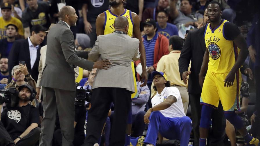 Kevin Durant retorna y sus problemas de faltas técnicas y expulsión se mantienen