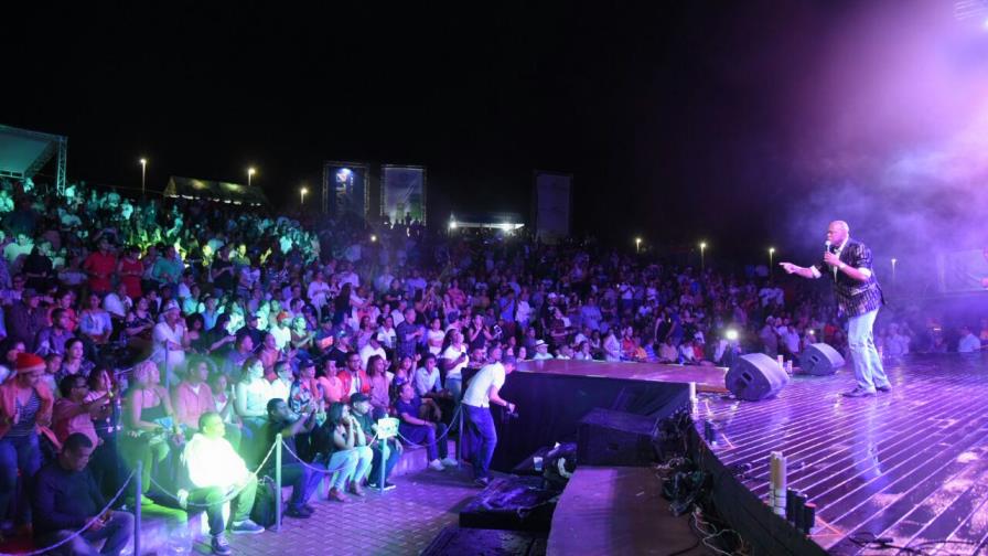 Aniversario del anfiteatro de Puerto Plata: lluvia, artistas y mucho ritmo