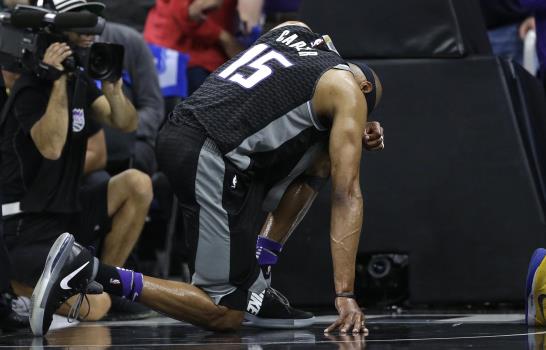 VIDEO McCaw tiene una contusión de la columna lumbar tras fuerte caída VIDEO McCaw tiene una contusión de la columna lumbar tras fuerte caída