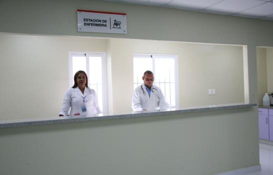 Presidente Medina inaugura hospital municipal en Villa La Mata, Sánchez Ramírez 
