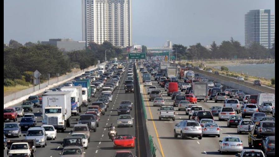 Estados Unidos relajará las exigencias de control de emisiones en automóviles de Obama 