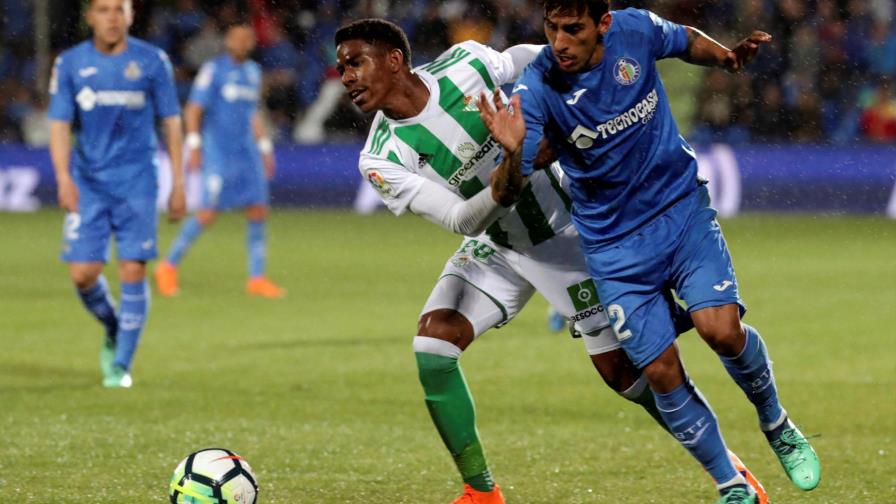 El Betis de Júnior Firpo sigue soñando con Europa
