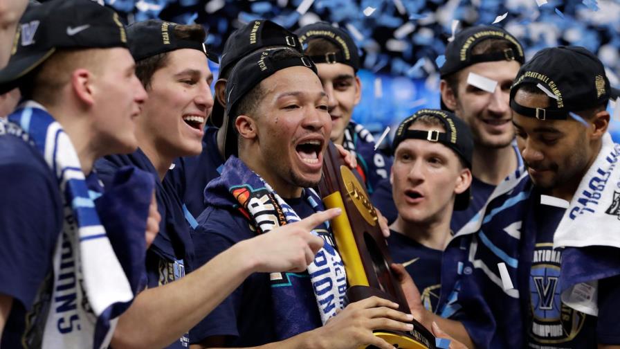 Villanova aplasta a Michigan y se corona en básquet colegial