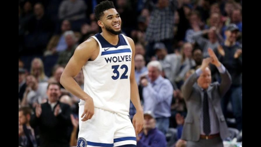 Towns encestó 20 puntos, pero no pudo lograr doble-doble; Utah vence a Minneapolis Towns encestó 20 puntos, pero no pudo lograr doble-doble; Utah vence a Minneapolis