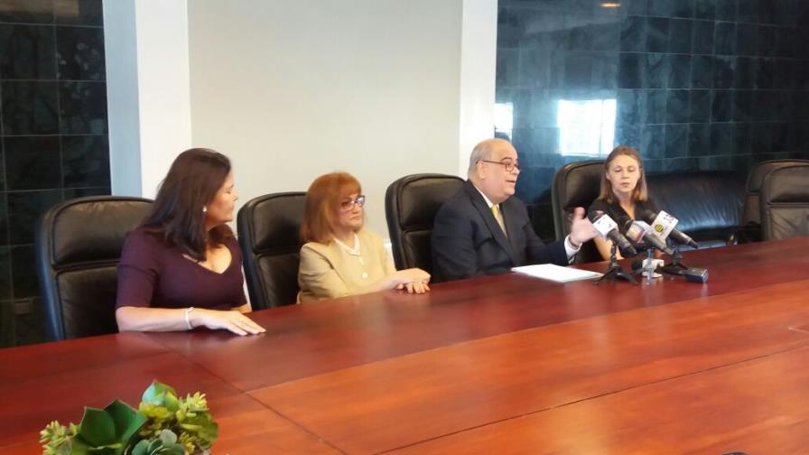 Piden aplicación de ley prohíbe importación de vehículos con más de cinco años de fabricación