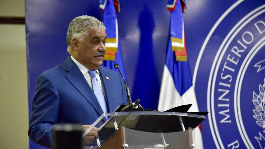 Diversos sectores defienden Ley 169-14 y la soberanía de la República Dominicana Diversos sectores defienden Ley 169-14 y la soberanía de la República Dominicana