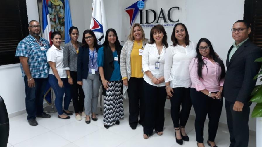 IDAC imparte taller de evaluación comparativa a personal de compañía de servicio de líneas Aéreas IDAC imparte taller de evaluación comparativa a personal de compañía de servicio de líneas Aéreas