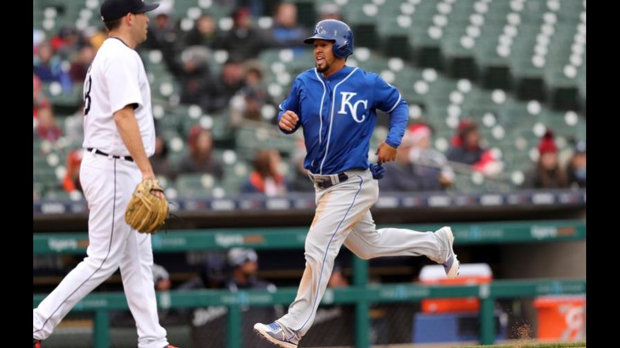  Kansas City consiguen primera victoria blanqueando a Detroit 