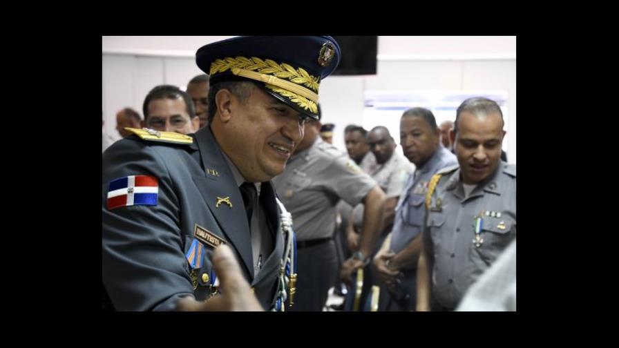 Policía Nacional pide a la población poner denuncias y no limitarse a informar por redes sociales Policía Nacional pide a la población poner denuncias y no limitarse a informar por redes sociales