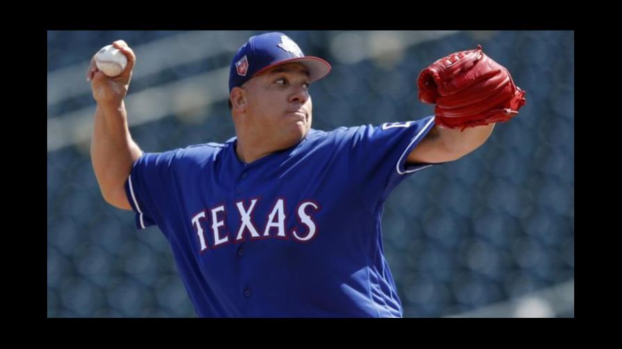 Los Vigilantes de Texas podrían enviar a Bartolo Colón al bullpen para mantenerlo en el equipo grande