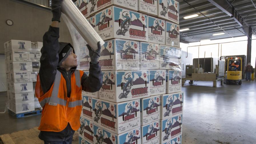 China fija impuestos a 106 productos de EEUU