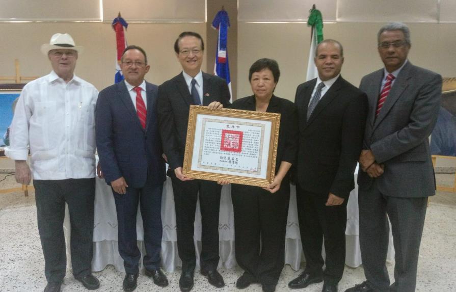 Realizan homenaje póstumo al doctor Hsieh, “Padre del arroz dominicano”