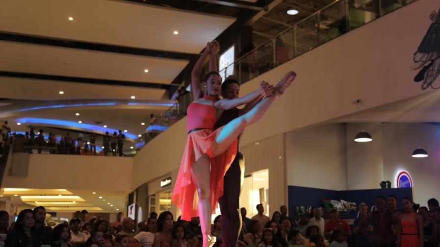 Galería 360 celebra desde este fin de semana el “Mes de la Danza” 