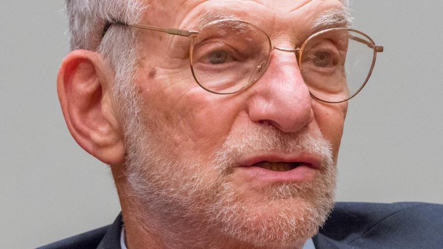 Atracan en Argentina a premio Nobel de Medicina Michael Rosbash