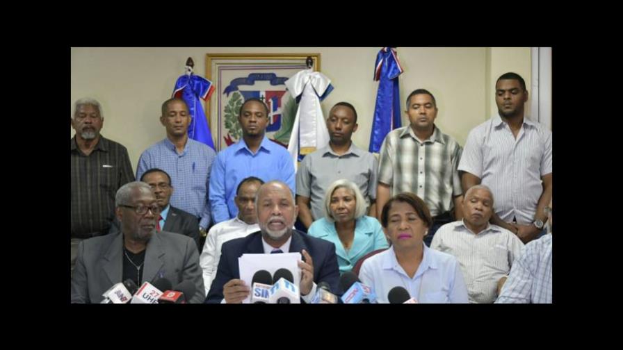 La ADP pide reunión urgente   con Navarro